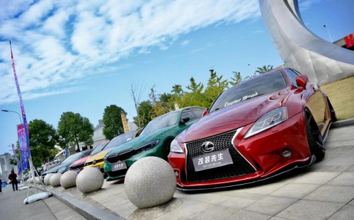 第十三届凯马汽车节盛大启幕！