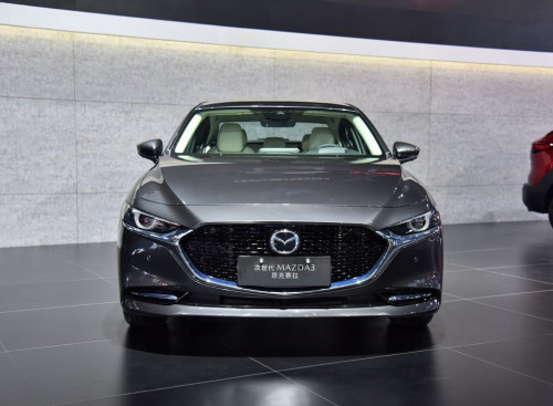 压燃发动机带来哪些提升？网友实测昂克赛拉压燃版，优势一目了然