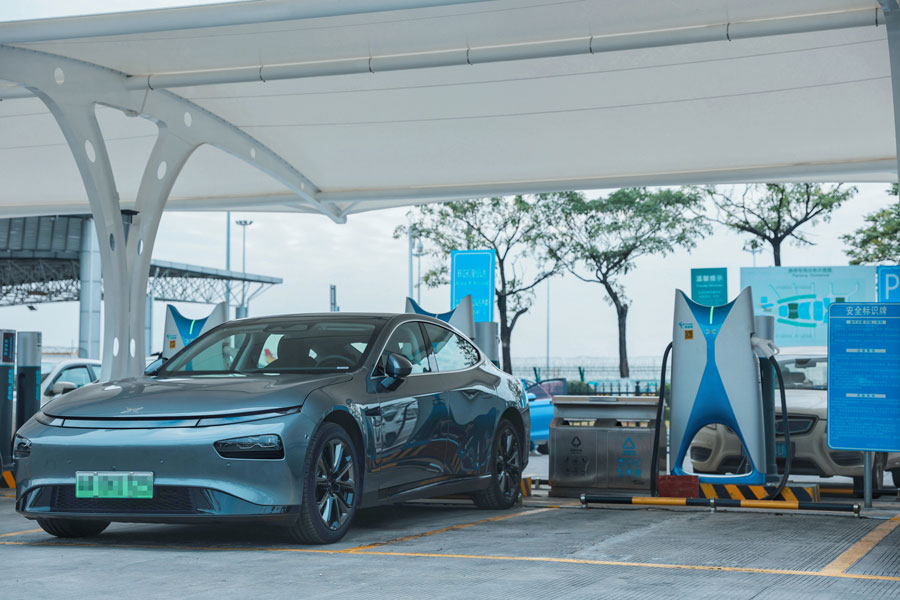 小鹏超充实现广州白云国际机场终身免费充电服务